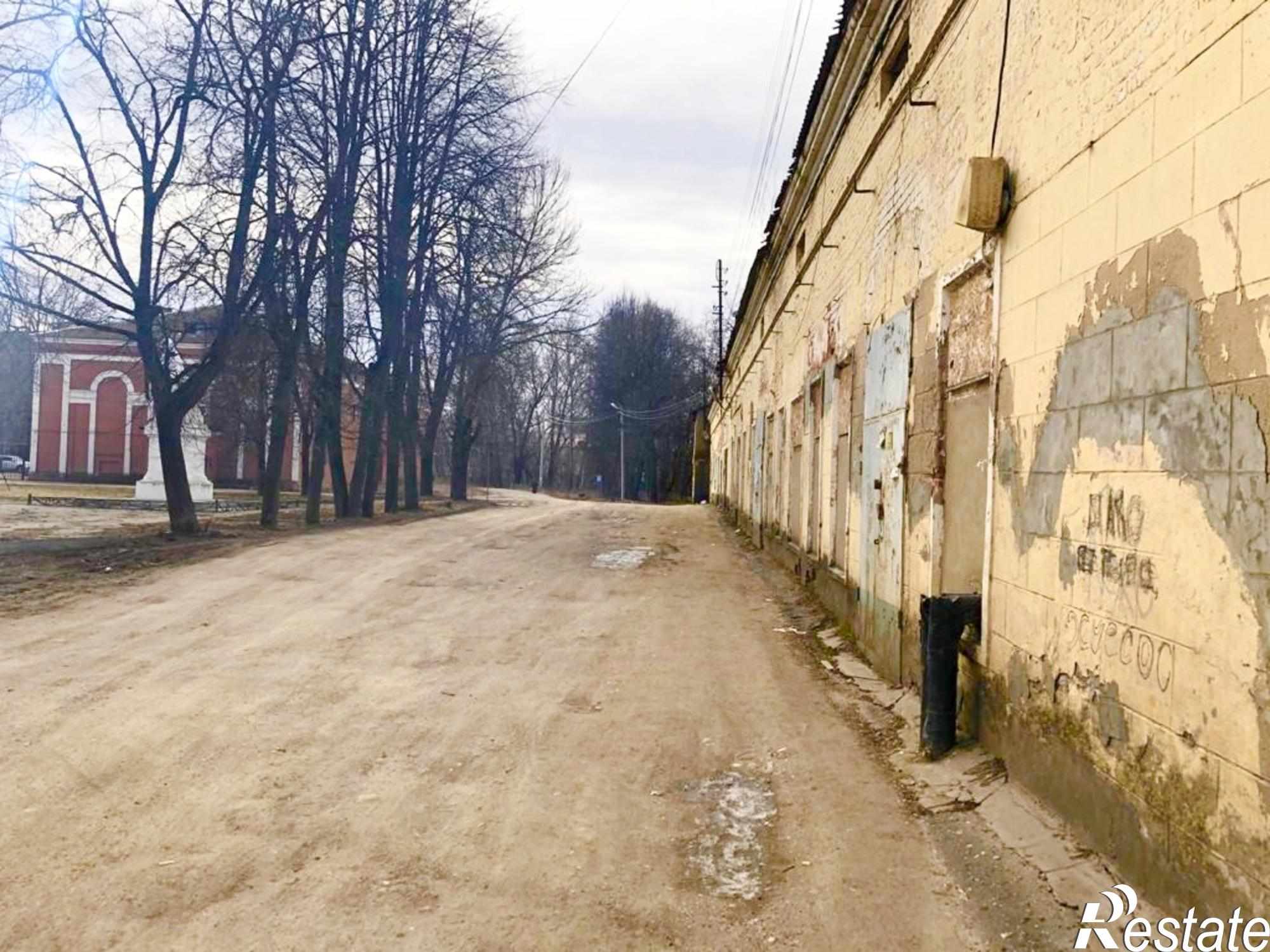 Купить помещение свободного назначения за 30 000 000 рублей на Комсомольская пл