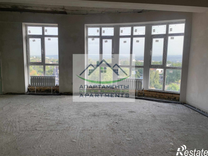 3-комн квартира Адмиральского ул, 1а