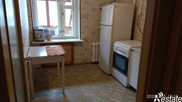 2-комн квартира Белоконской ул, 18