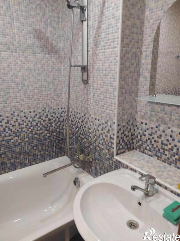 2-комн квартира Растопчина ул, 57
