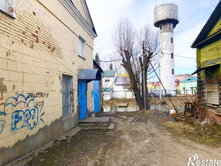 Помещение свободного назначения Комсомольская пл