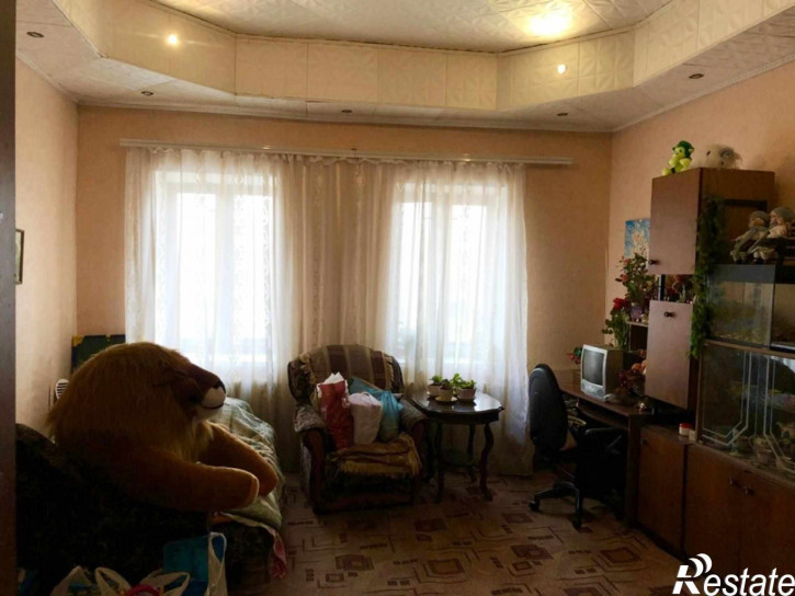 4-комн квартира Ростовская ул, 12