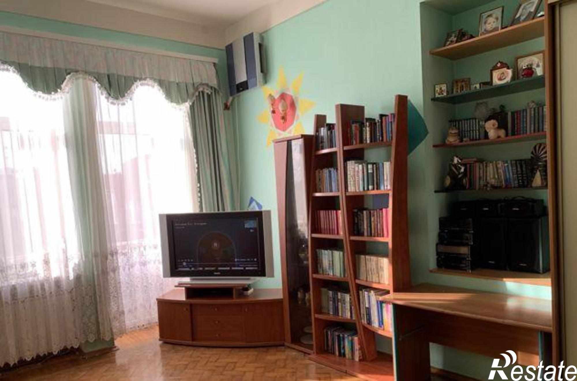 Купить квартиру за 8 460 000 рублей на проспект Чехова, 32