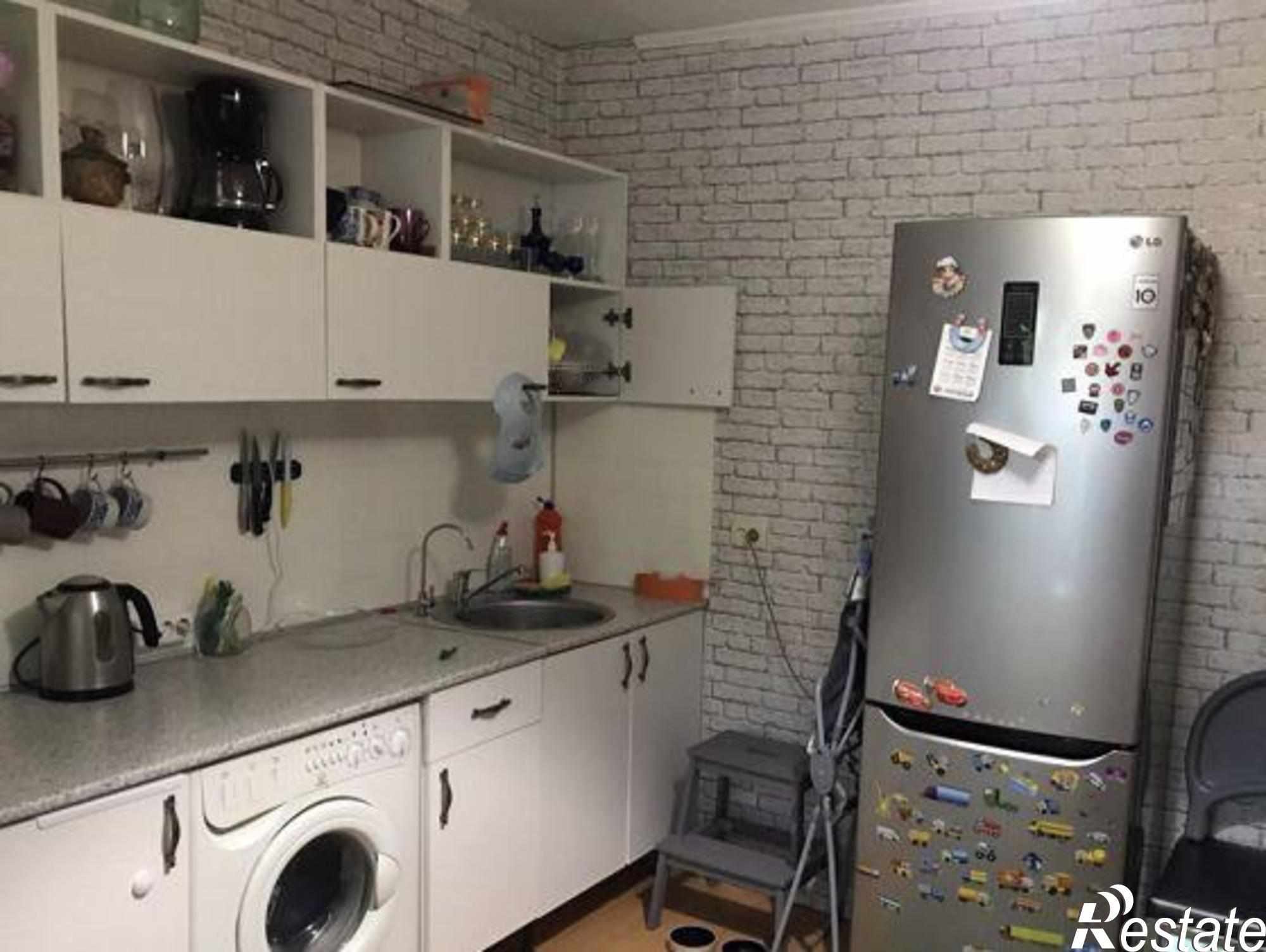 Купить квартиру за 1 740 000 рублей на Днепропетровская улица, 44В