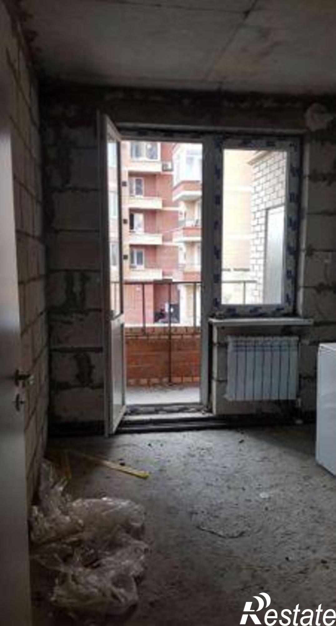 Купить квартиру за 2 440 000 рублей на Портовая улица, 275