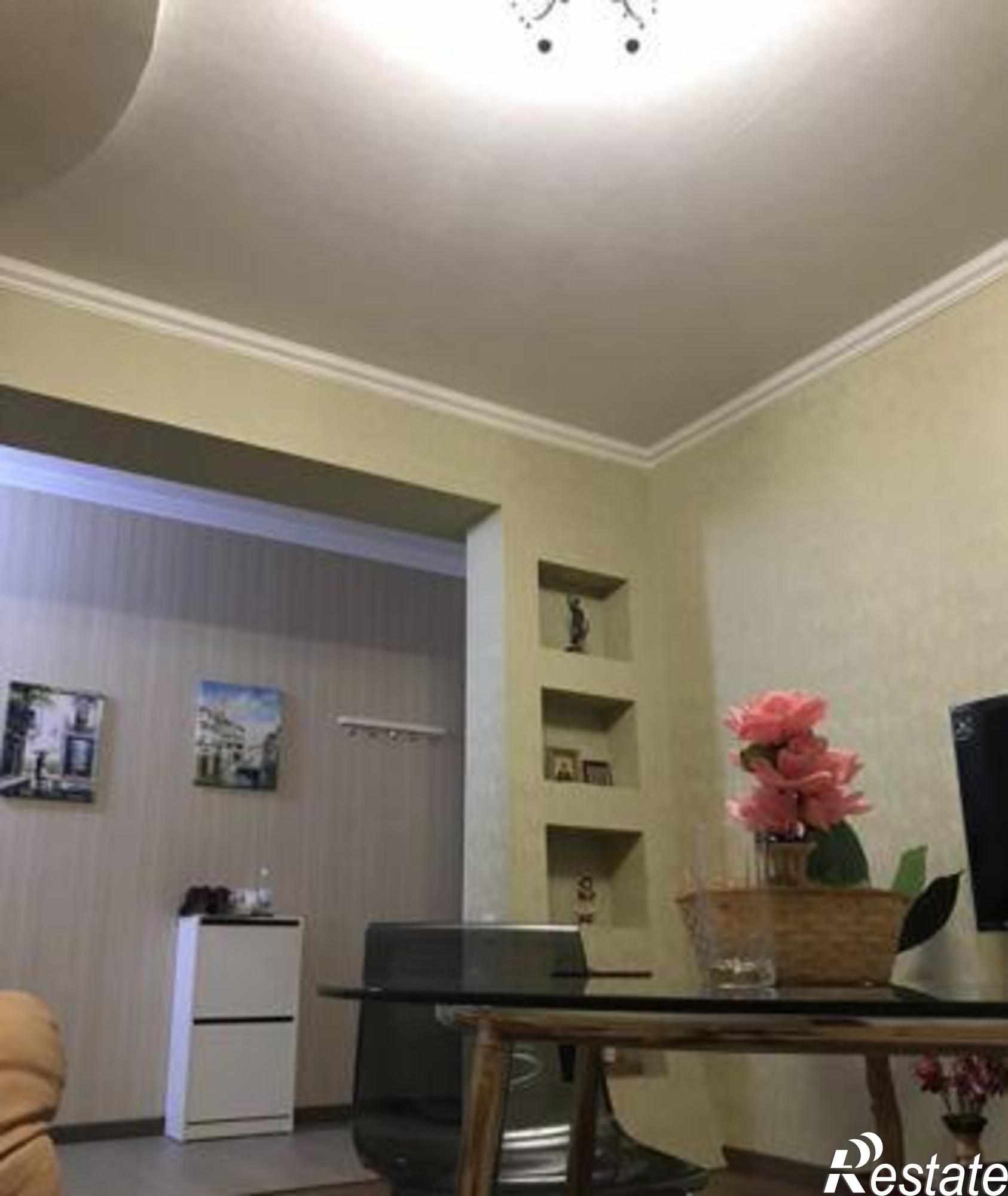 Купить квартиру за 5 830 000 рублей на Большая Садовая улица, 8