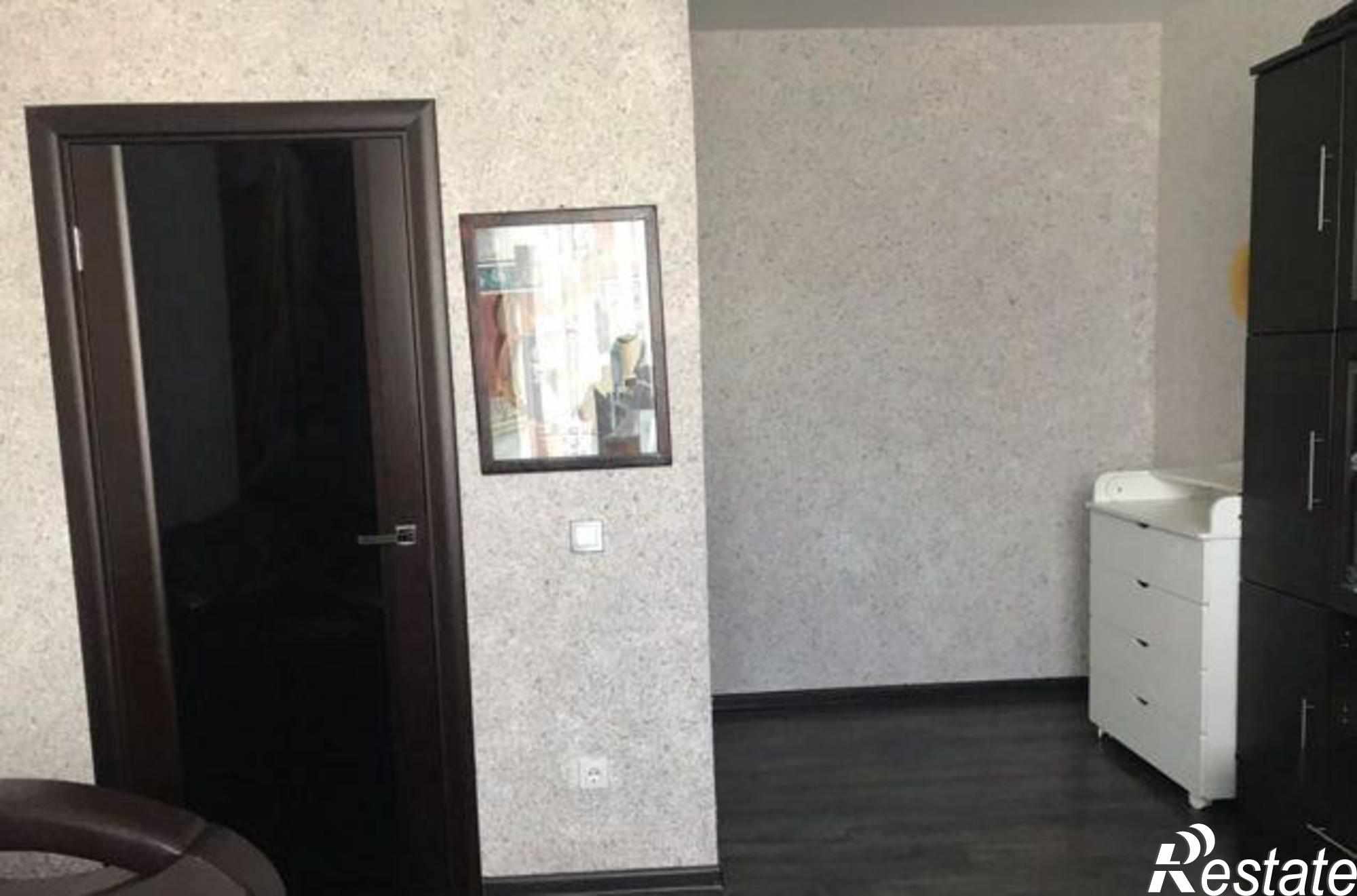 Купить квартиру за 2 820 000 рублей на улица Жданова, 7/33