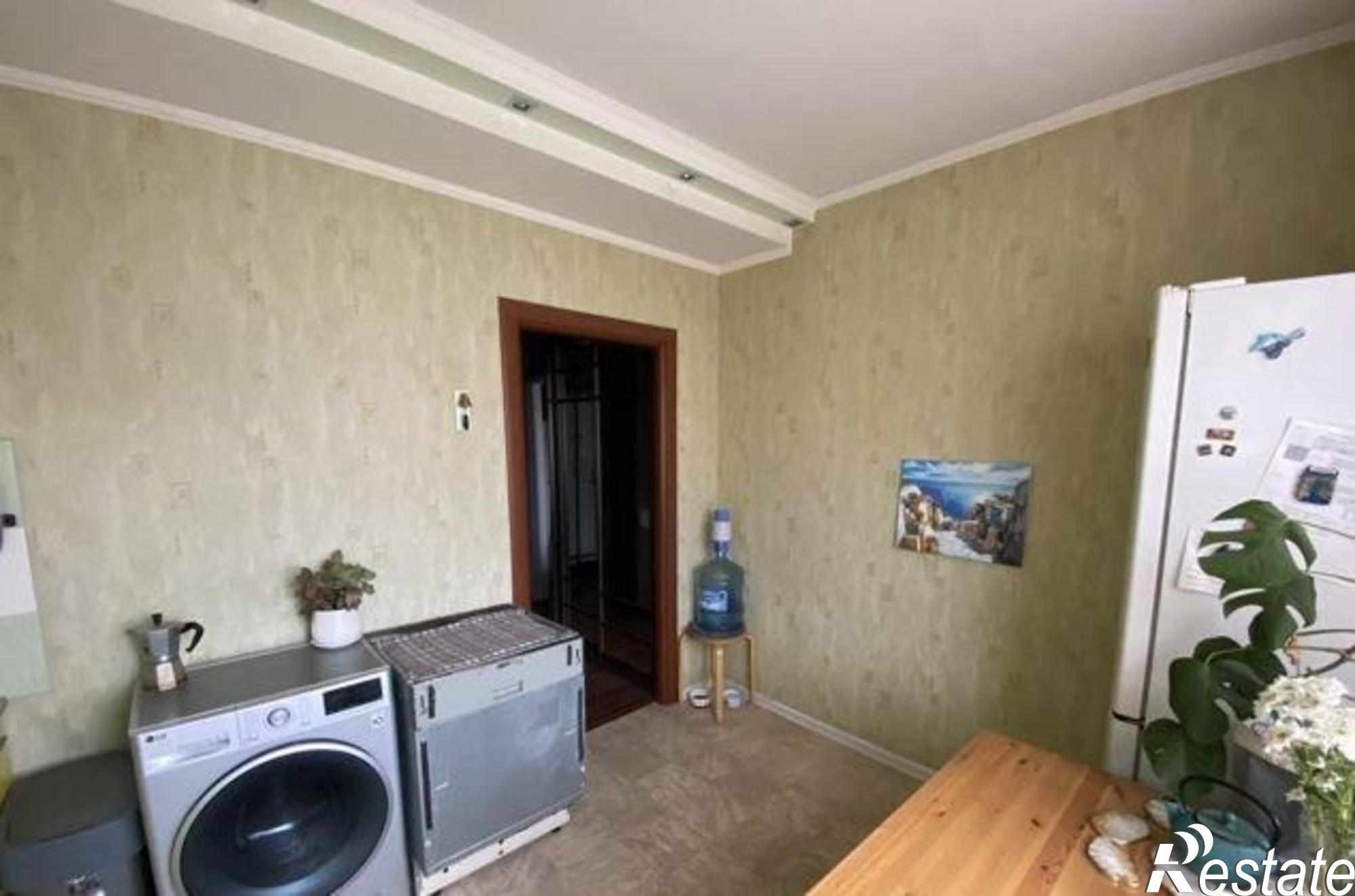 Купить квартиру за 2 590 000 рублей на Днепровский переулок, 124Б