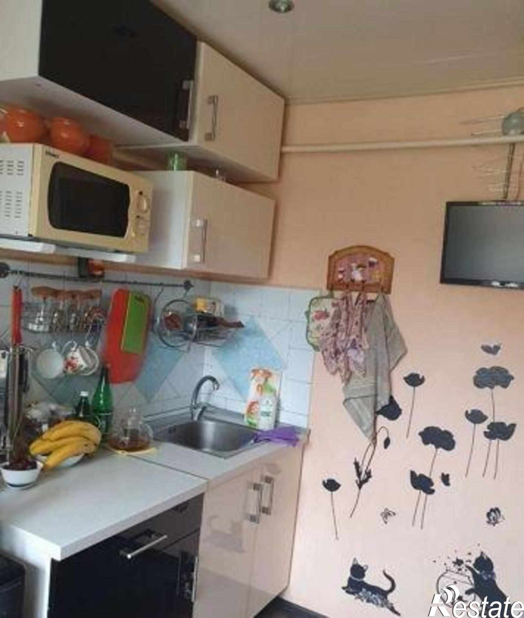 Купить квартиру за 2 010 000 рублей на улица Димитрова, 61/2