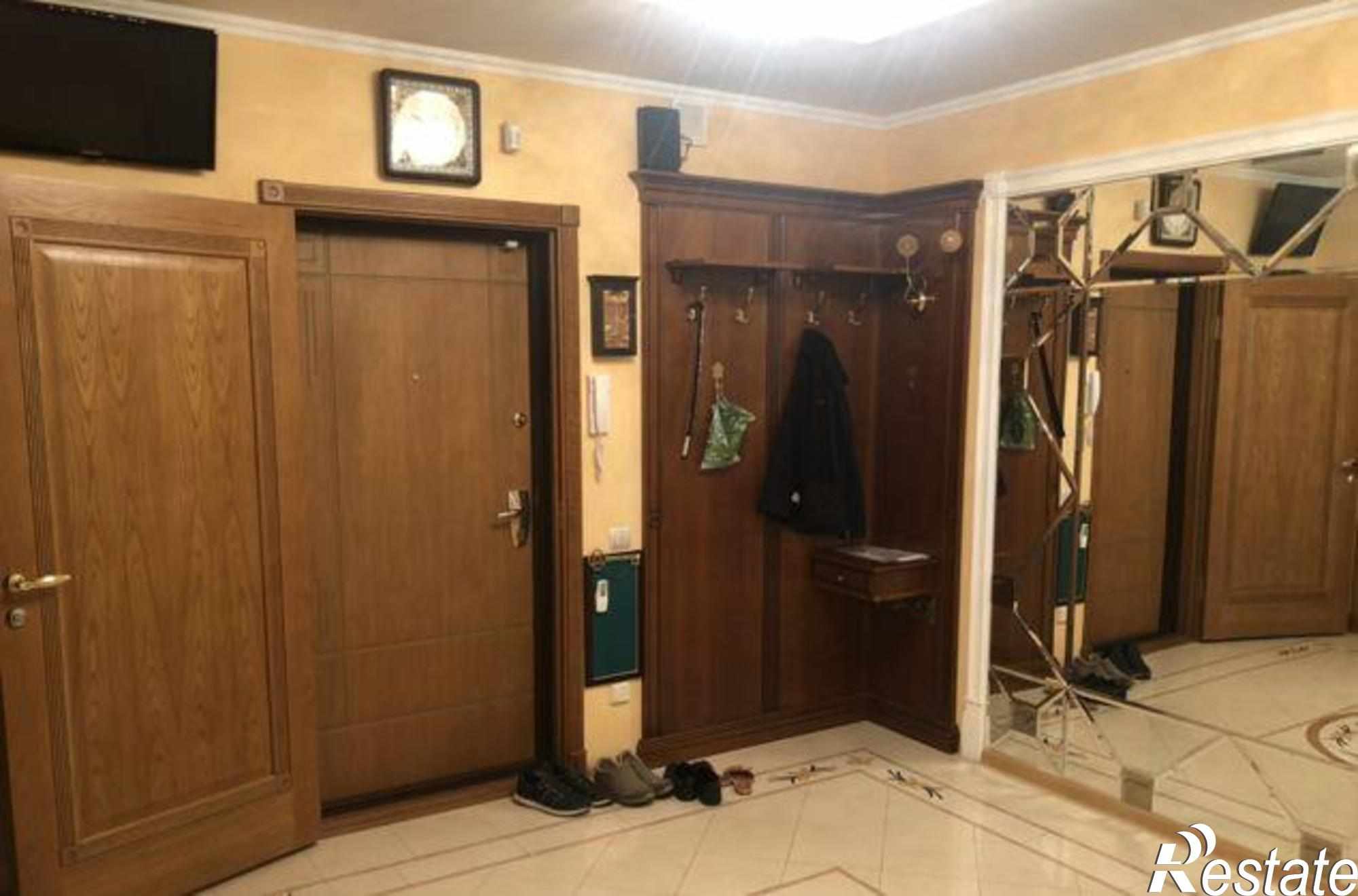 Купить квартиру за 14 100 000 рублей на Красноармейская улица, 200/1