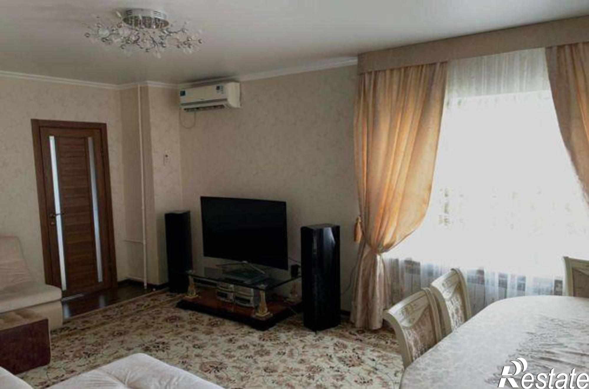 Купить квартиру за 5 830 000 рублей на Театральный проспект, 40