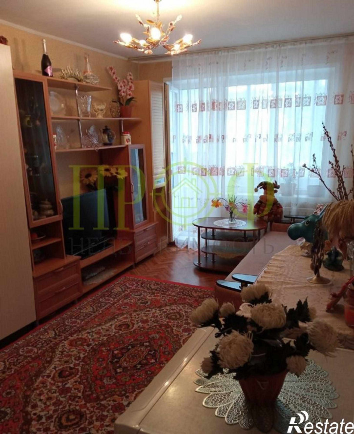 2-комн квартира б-р Строителей,32