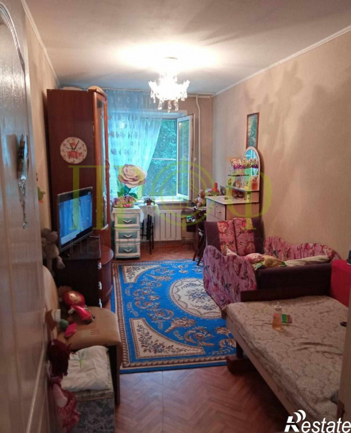 2-комн квартира б-р Строителей,32