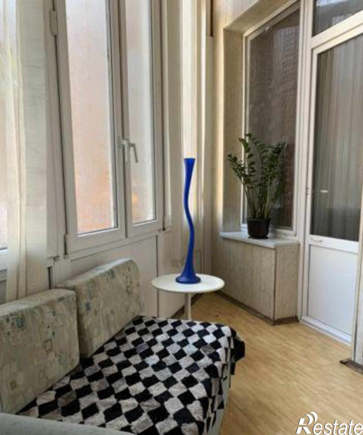 3-комн квартира проспект Чехова, 32
