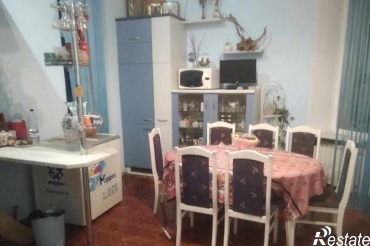 3-комн квартира проспект Чехова, 32
