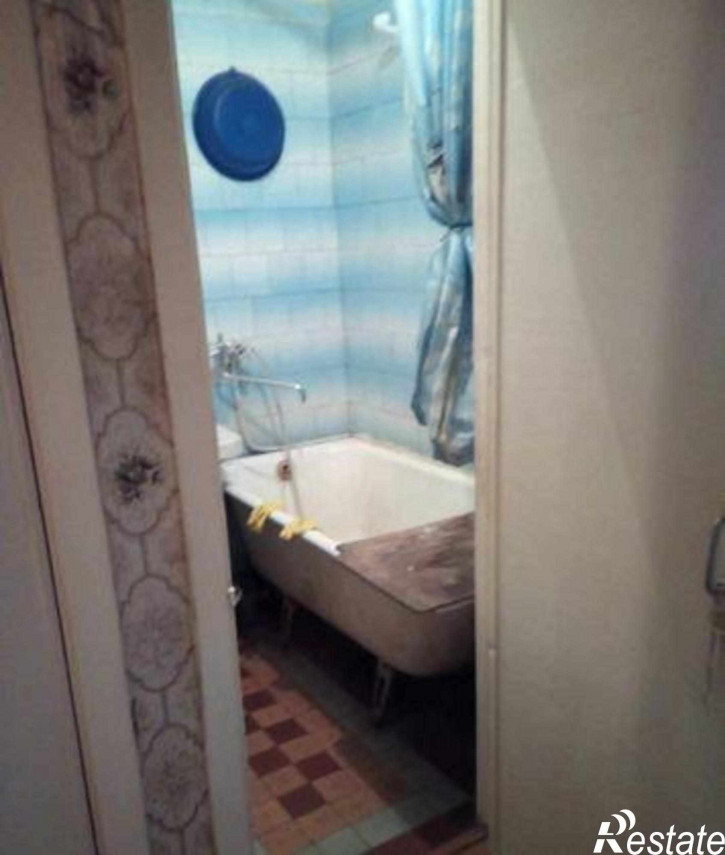 4-комн квартира улица Академика Лукьяненко, 15