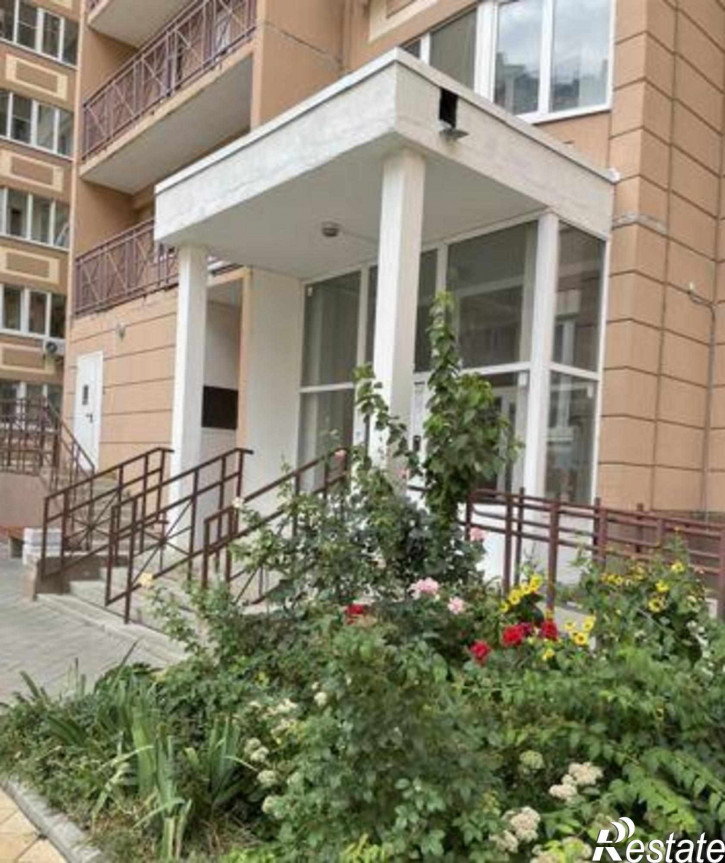 3-комн квартира улица Академика Лукьяненко, 54с7