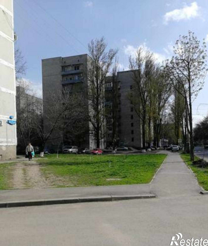 2-комн квартира улица Академика Лукьяненко, 137с1