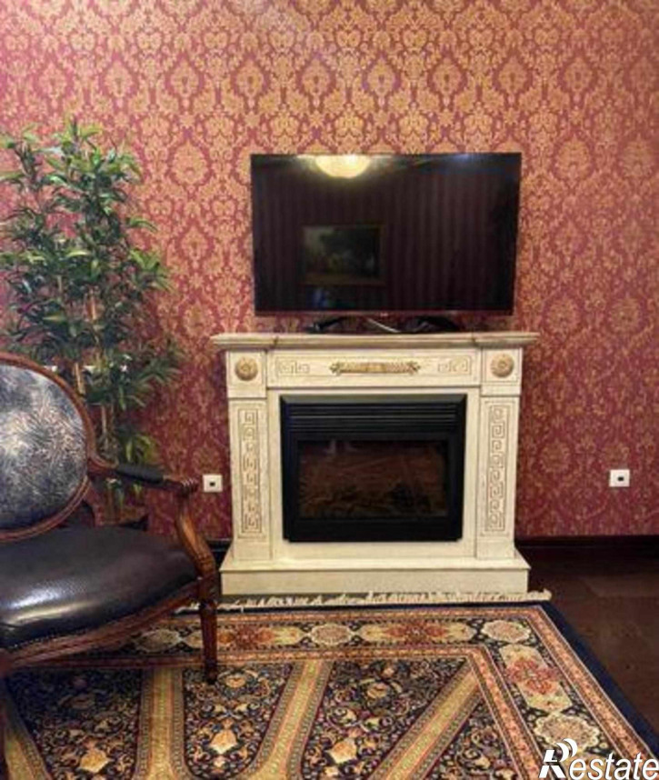 4-комн квартира улица Академика Лукьяненко, 54с7
