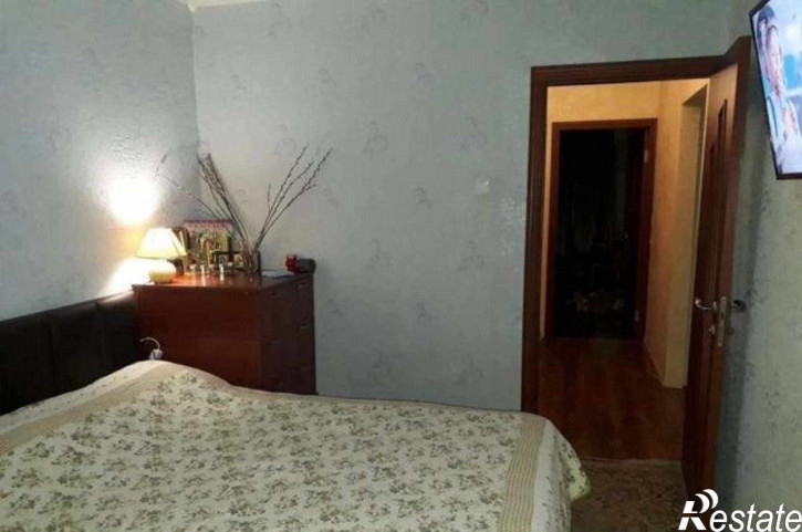 3-комн квартира улица Академика Лукьяненко, 20к4