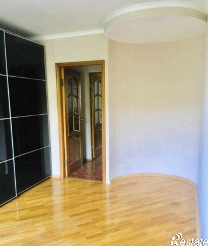 3-комн квартира улица Содружества, 47