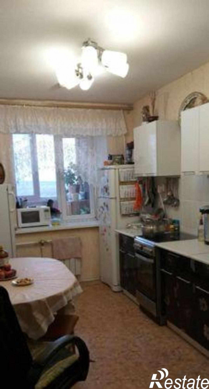 2-комн квартира улица Лелюшенко, 15А