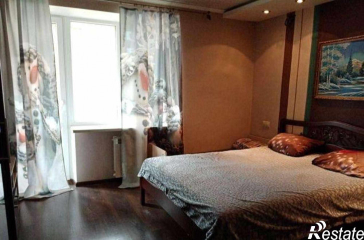 4-комн квартира переулок Урицкого, 65