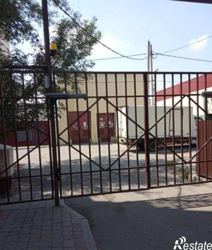 2-комн квартира Буйнакская улица, 4