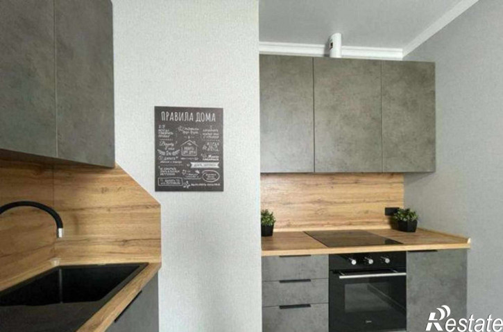 2-комн квартира улица Ткачёва, 25
