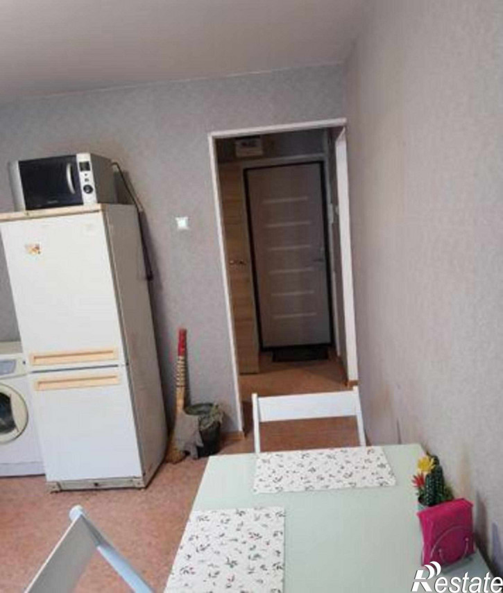 2-комн квартира Днепровский переулок, 115