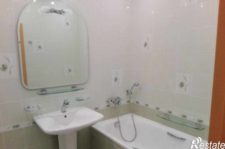 2-комн квартира улица Суворова, 61