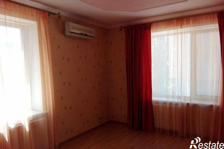 2-комн квартира улица Суворова, 61