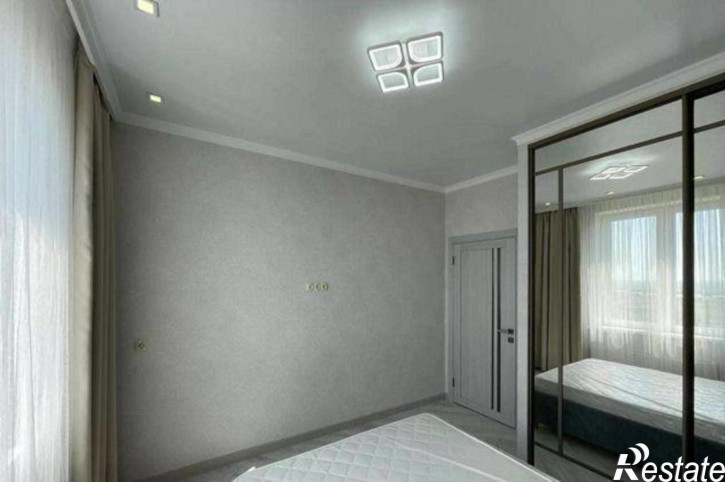 2-комн квартира улица Ткачёва, 25