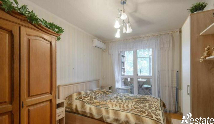 3-комн квартира проспект Соколова, 92