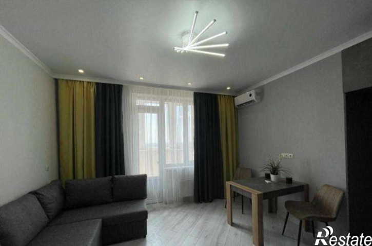 2-комн квартира улица Ткачёва, 25