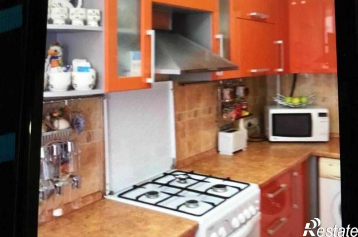 2-комн квартира улица 8-я Линия, 12