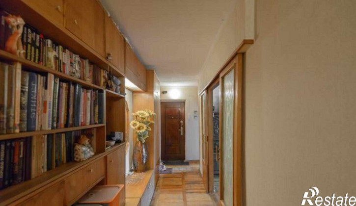 3-комн квартира проспект Соколова, 92
