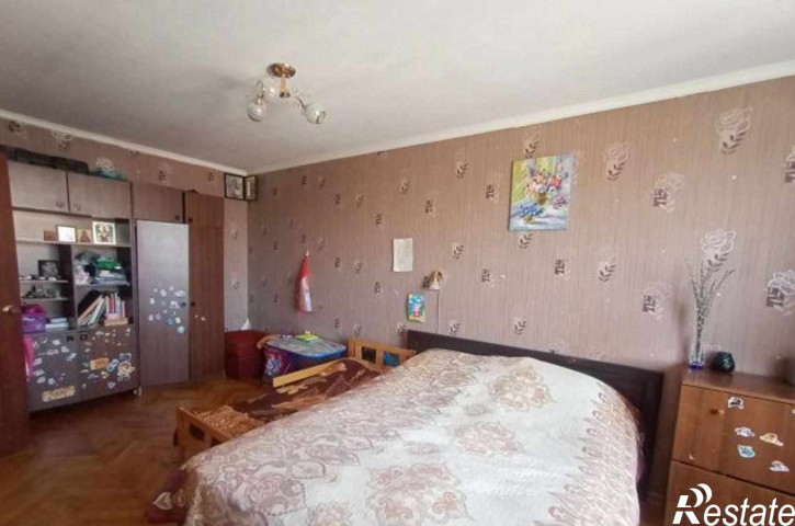 3-комн квартира улица Смычки, 47