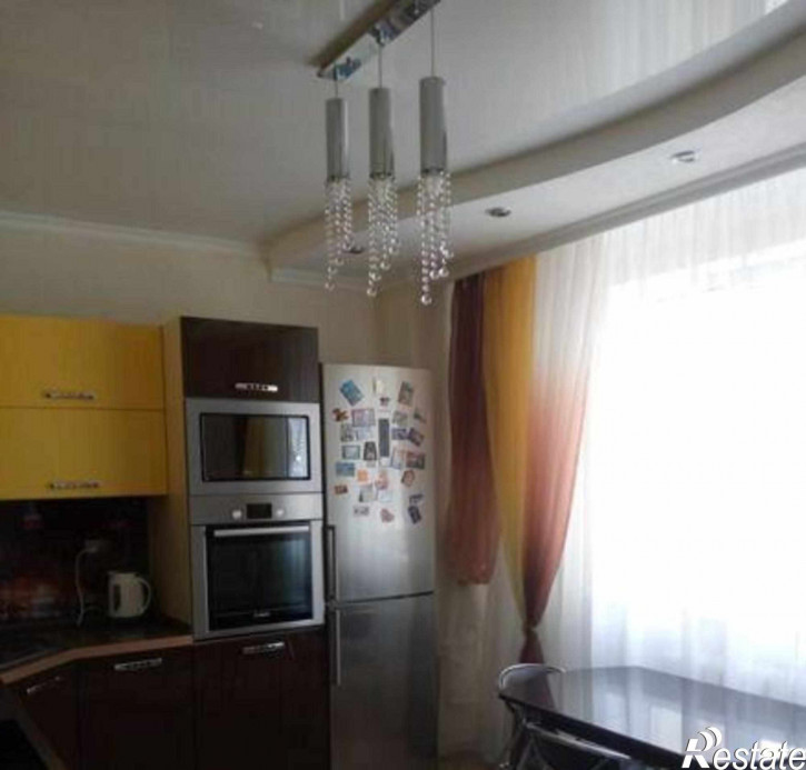 2-комн квартира улица Венеры, 21