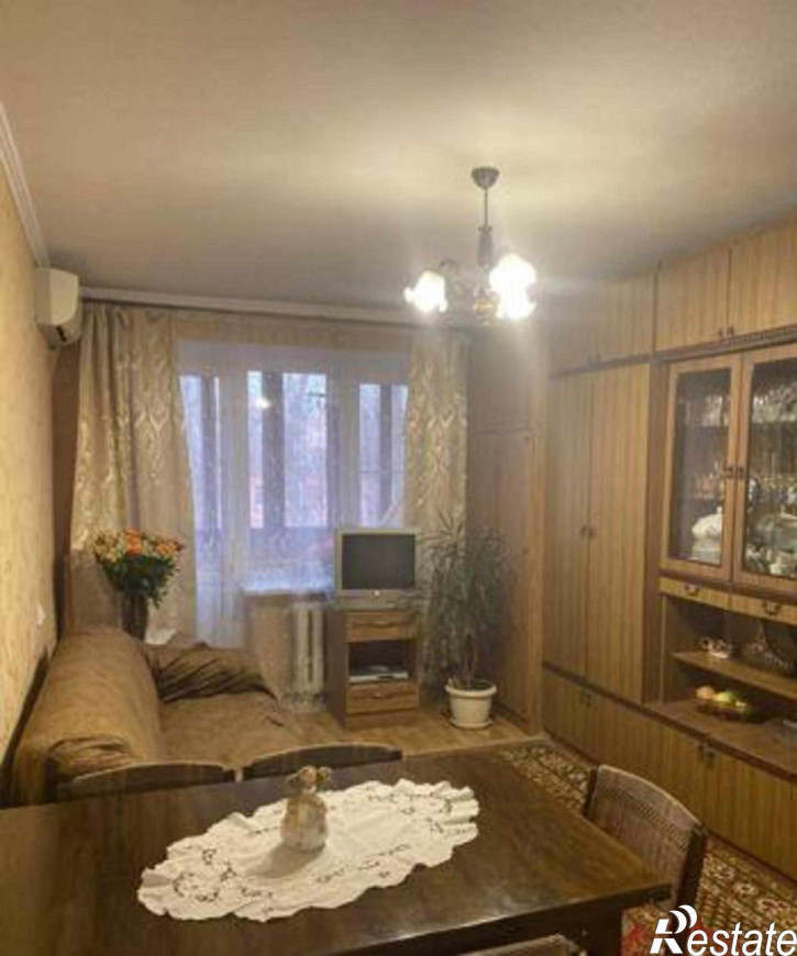 3-комн квартира проспект 40-летия Победы, 67/7