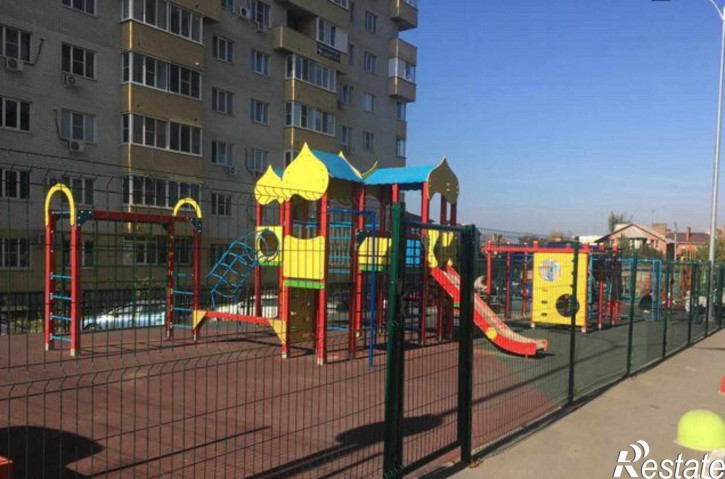 3-комн квартира в новом доме улица Жмайлова, 4Г