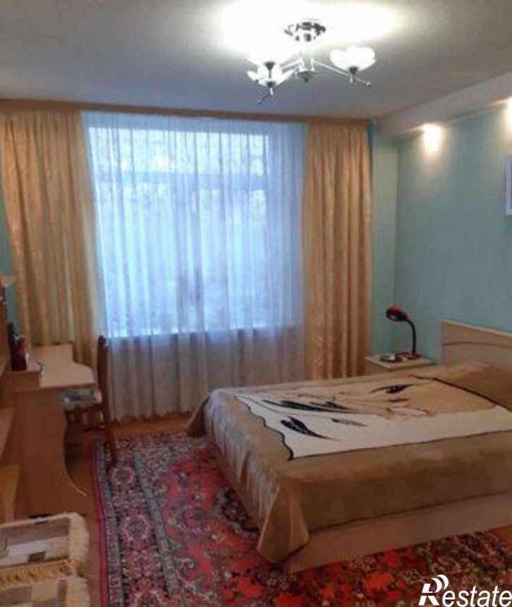 3-комн квартира улица Максима Горького, 15