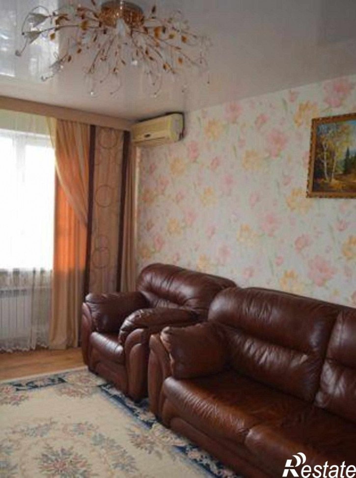 2-комн квартира улица Зорге, 37/1