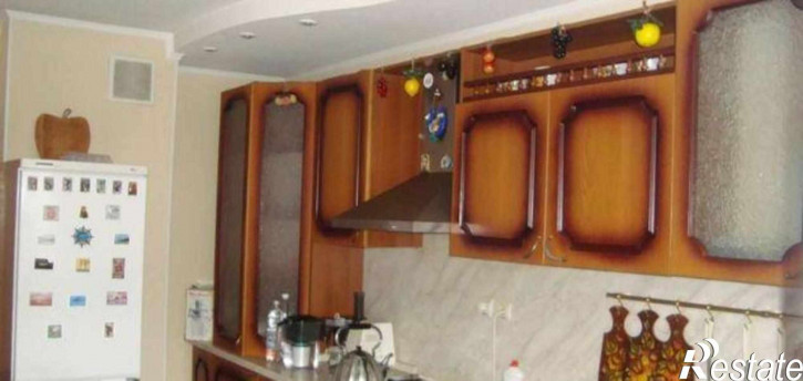 3-комн квартира улица Максима Горького, 15