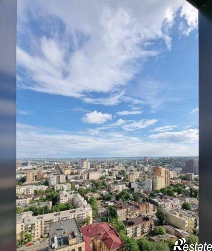 3-комн квартира в новом доме переулок Островского, 94