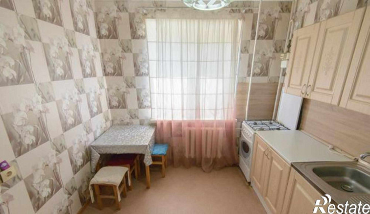 1-комн квартира улица Думенко, 15Б