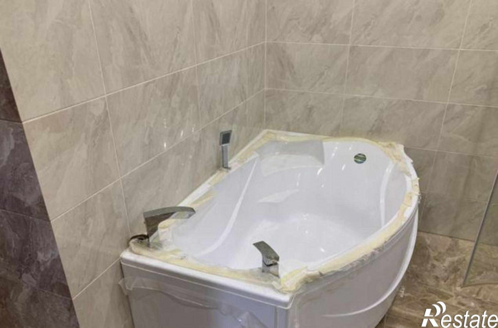 3-комн квартира в новом доме улица Евдокимова, 102Бс3