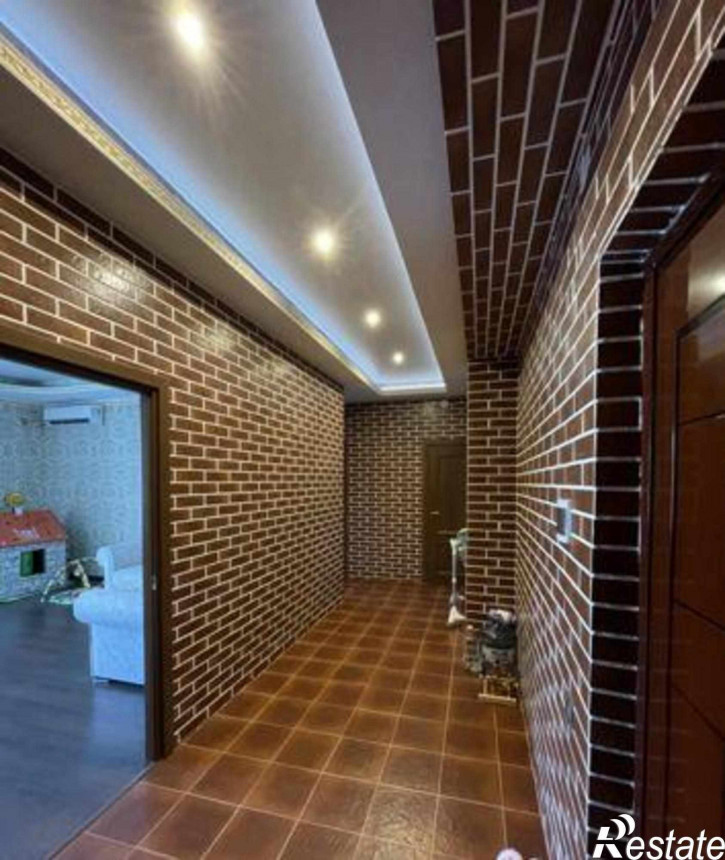 2-комн квартира улица Мира, 2