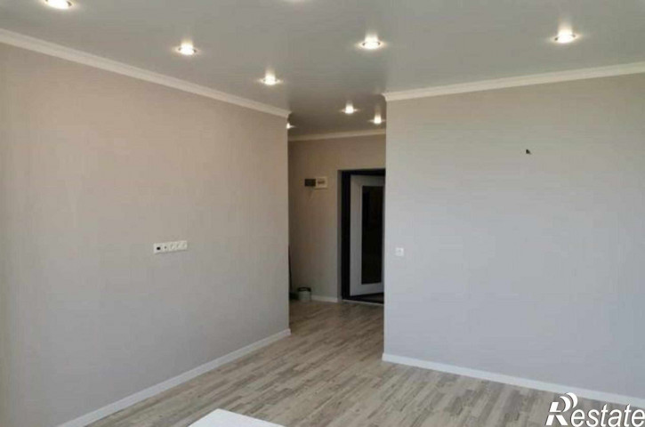 2-комн квартира улица Шаповалова, 1Ес2