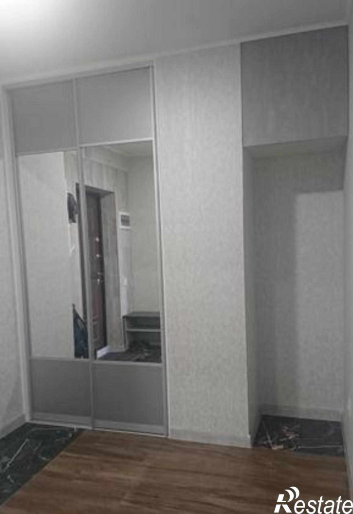 2-комн квартира улица Жмайлова, 4Е